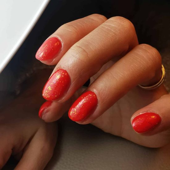vernis-rouge-gainage-brillant vernis-rouge-gainage-brillant